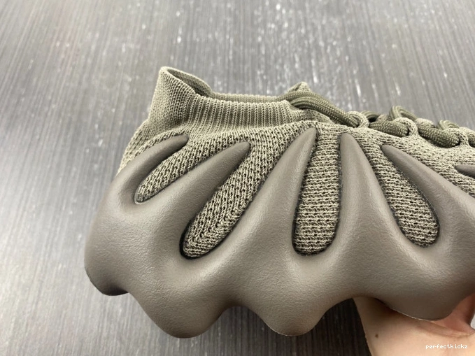 Adidas GX9662 Cinder 450 Yeezy 0817